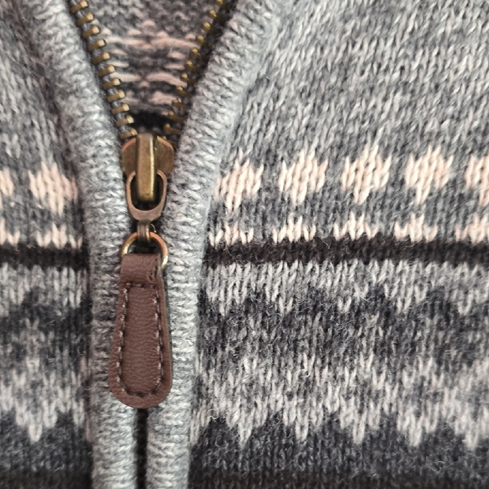 Classic Elements Gray and Black Patterned Full-Zi… - image 4